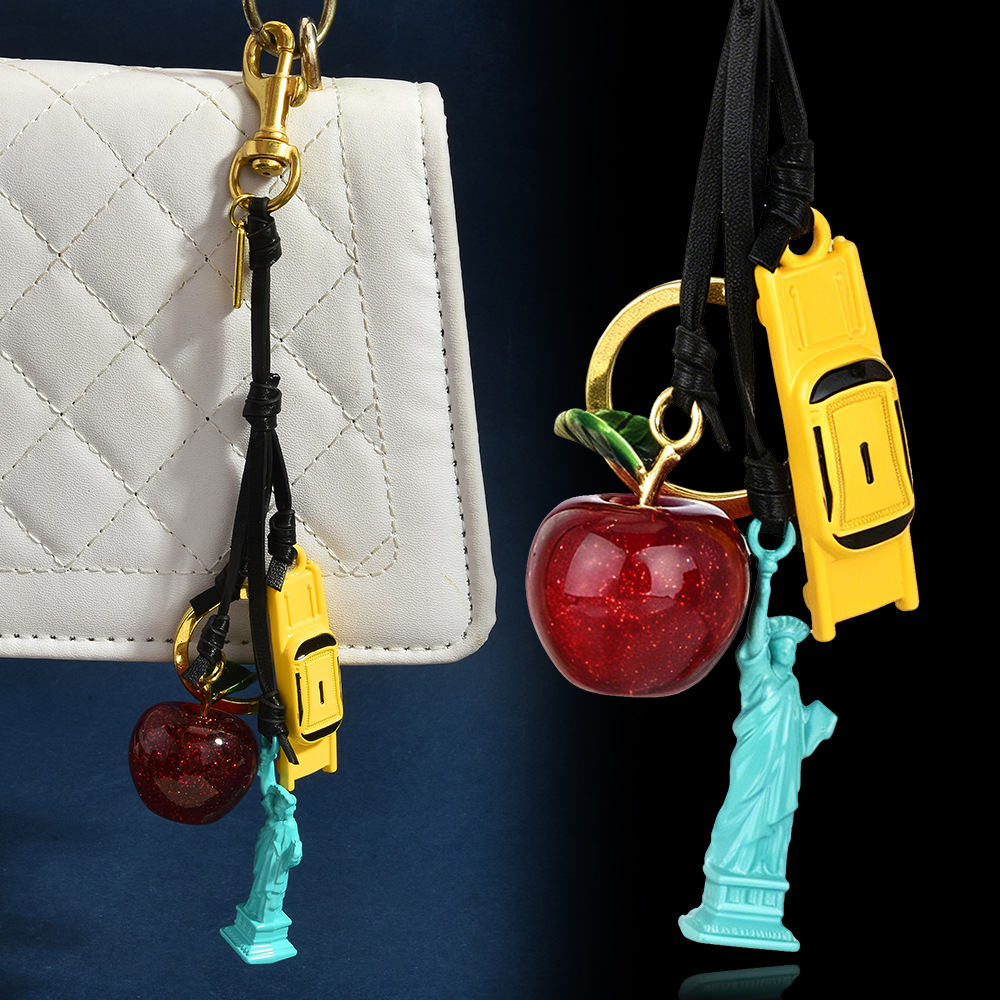 Chaveiro com tema de Nova York - Travel Accessories Apple avaliação e preço